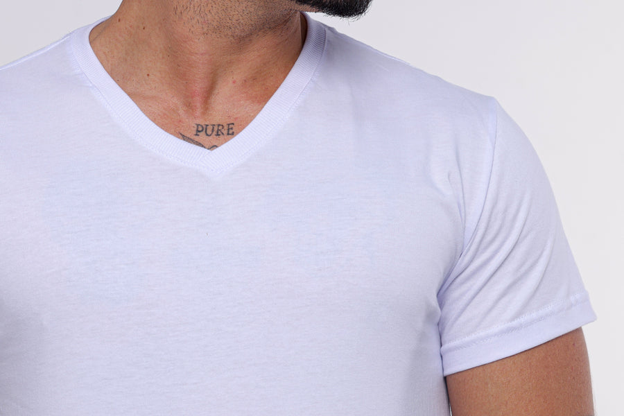 Camisa Branca Gola V