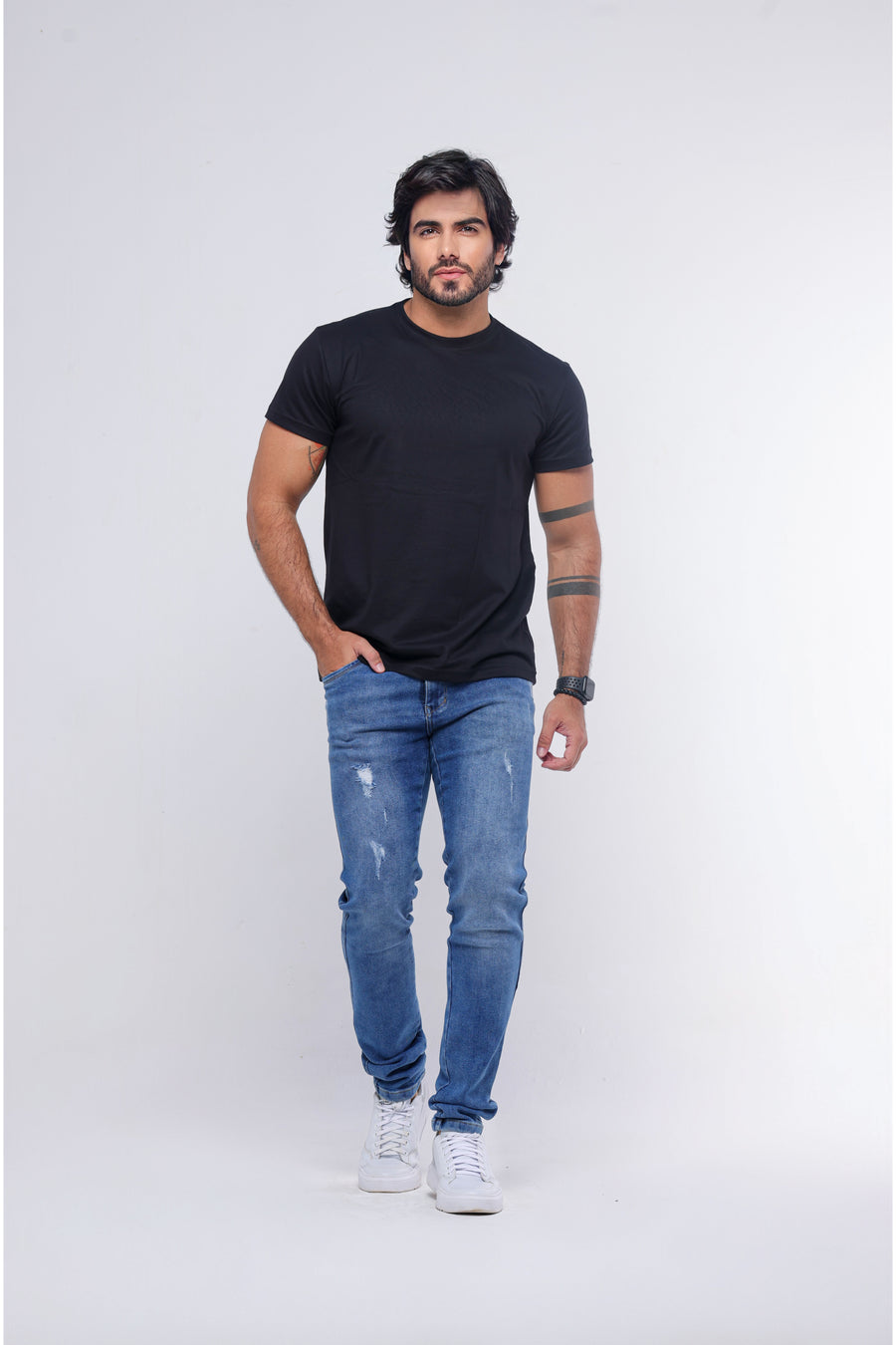 Camisa Preta Gola Careca